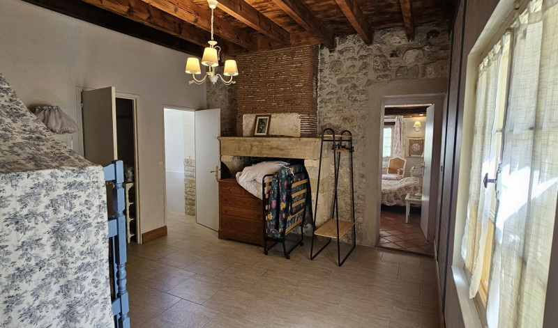 Intérieur rustique en pierre